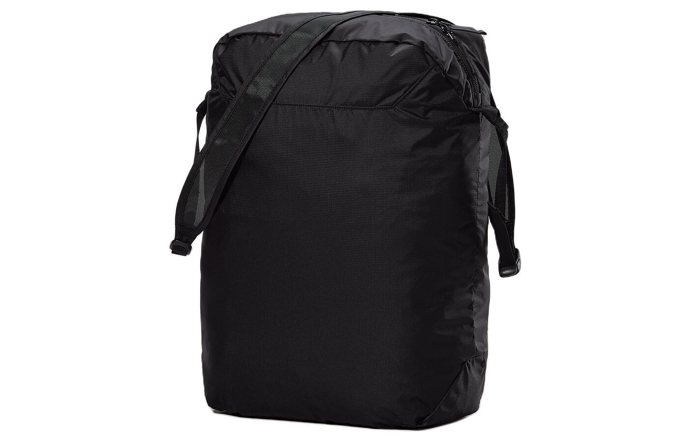 Сумка унисекс Arcteryx X000006067-BLACK черная