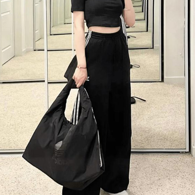 Сумка женская Adidas Originals Cloud Bag черная