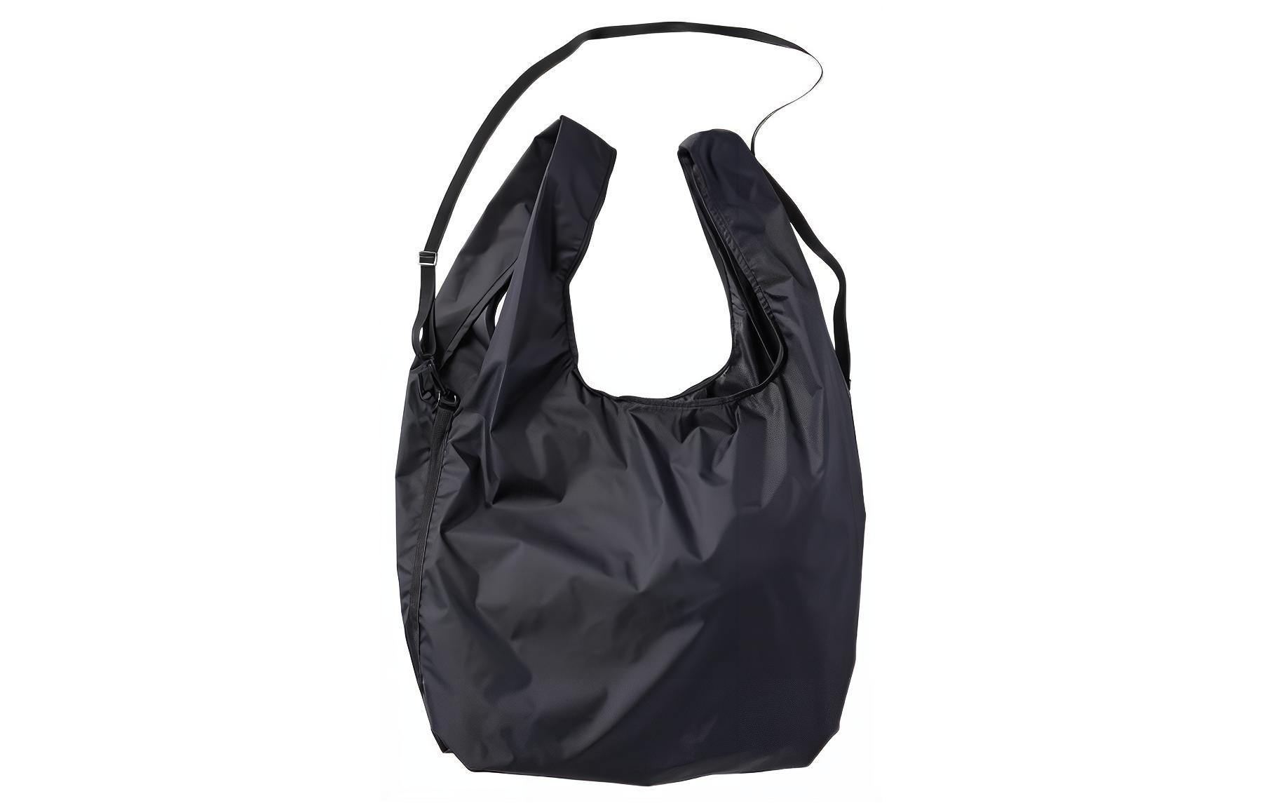 Сумка UNIQLO 452605-09 черная