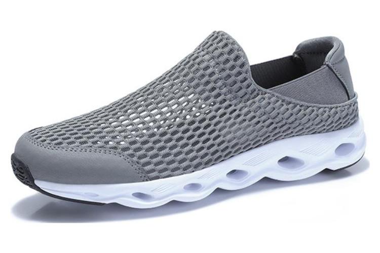 Аквасоки мужские CAMEL F13M097032 черные, 44 EU