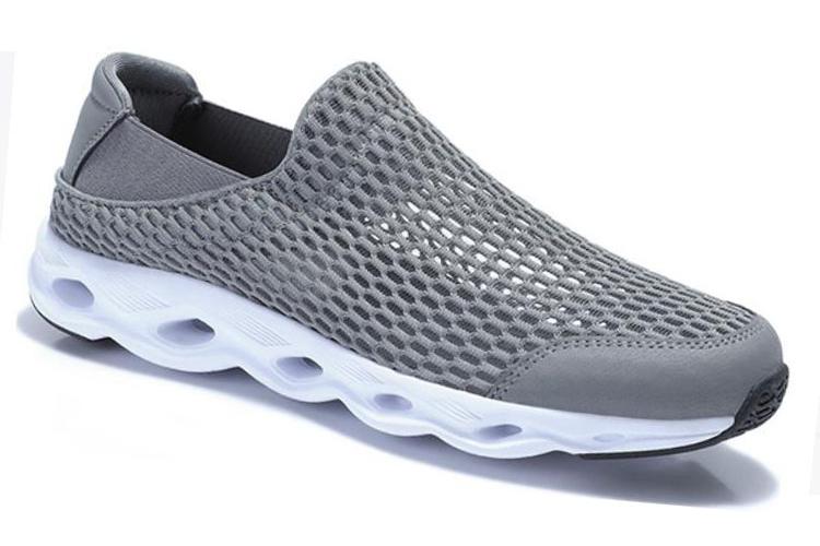 Аквасоки мужские CAMEL F13M097032 черные, 44 EU