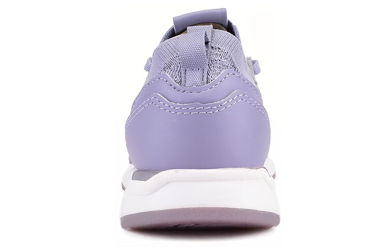 Беговые кроссовки женские New Balance 247 Decon, 35 EU