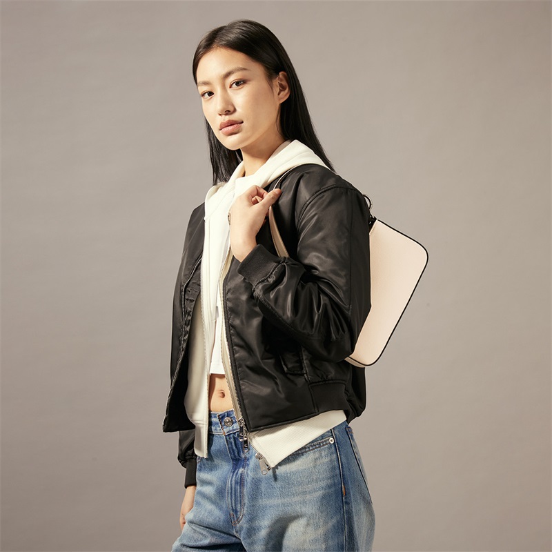 Сумка женская CALVIN KLEIN DH3237-280 абрикосовая, One Size EU