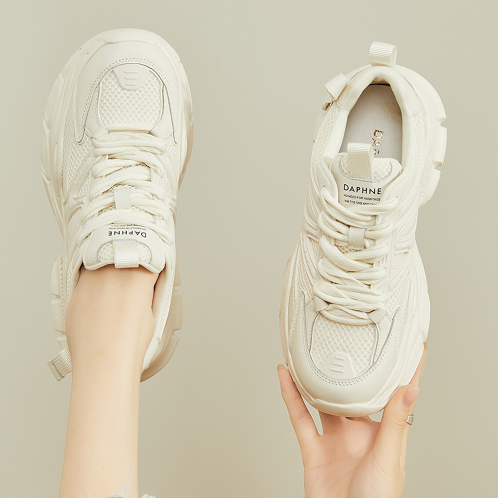 Кроссовки женские DAPHNE 4023404082 черные, 38 EU