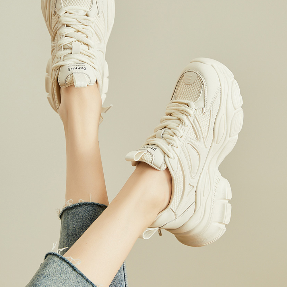 Кроссовки женские DAPHNE 4023404082 черные, 38 EU