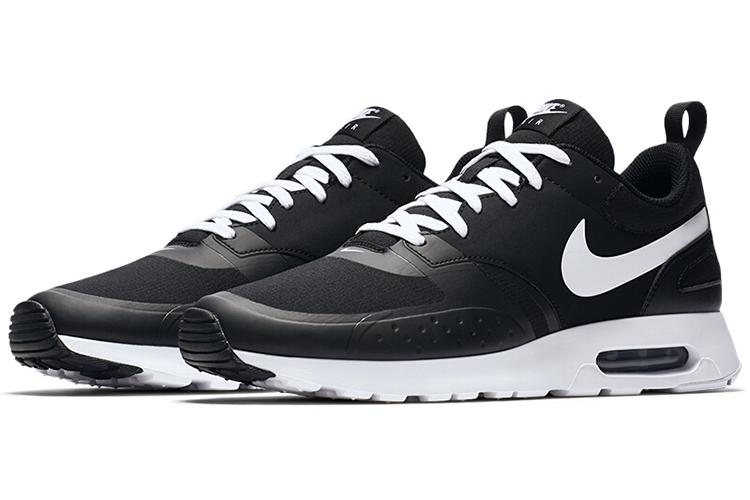 Кроссовки мужские Nike Air Max Vision черные, 38.5 EU