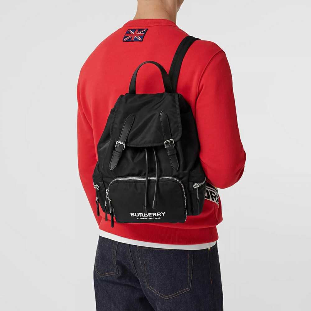 Рюкзак женский Burberry 8021261 черный