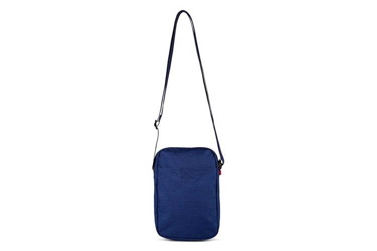 Сумка унисекс Nike CK0988-492 красная, синяя