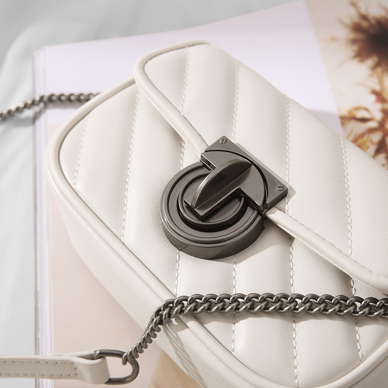 Сумка женская Miao Di MD20BS9471 молочно-белый, полночный черный