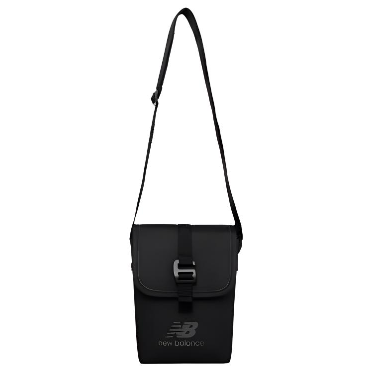 Сумка унисекс New Balance LAB13644 черная