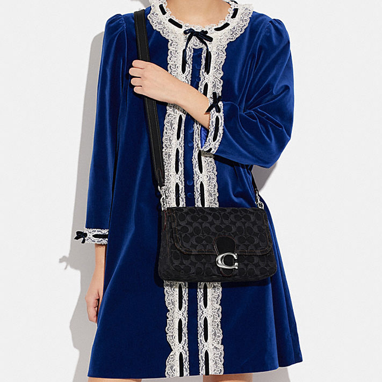 Сумка женская COACH Soft Tabby черная среднего размера