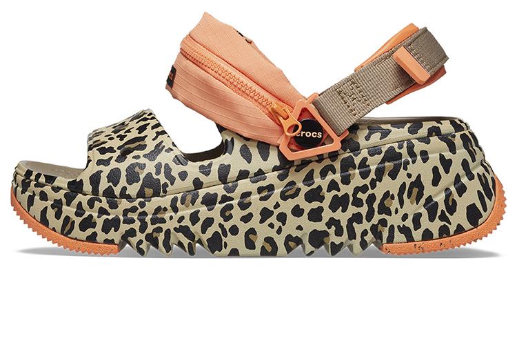 Сандалии женские Crocs Hiker Xscape Animal khaki leopard, 41-42 EU