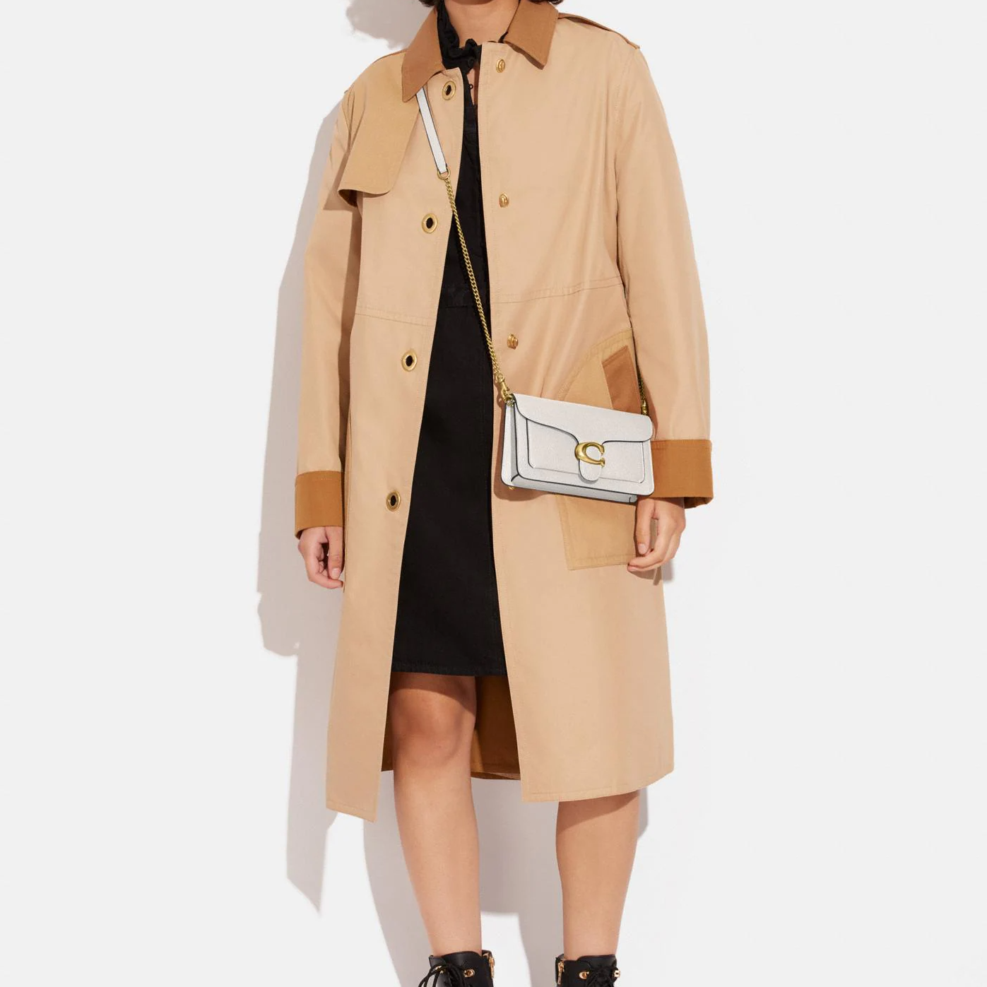 Сумка женская COACH CE772-B4HA мелового белого цвета