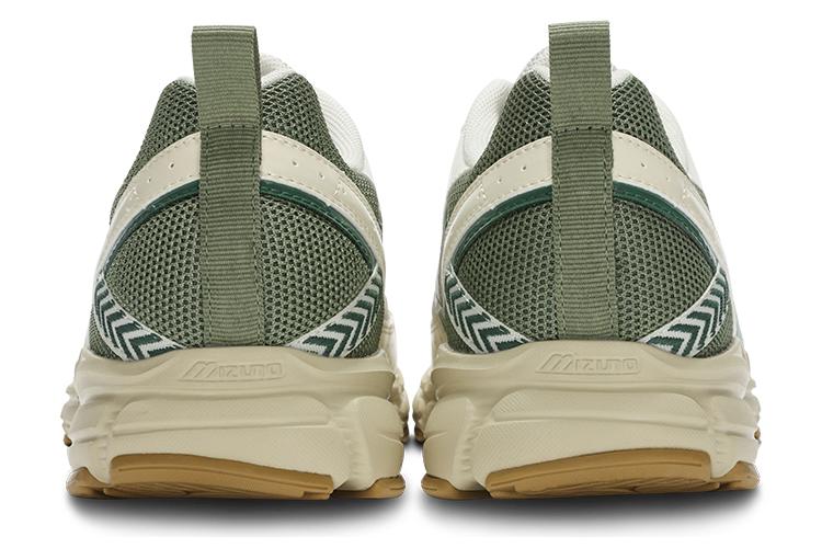 Беговые кроссовки унисекс Mizuno Cyclone Speed зеленые