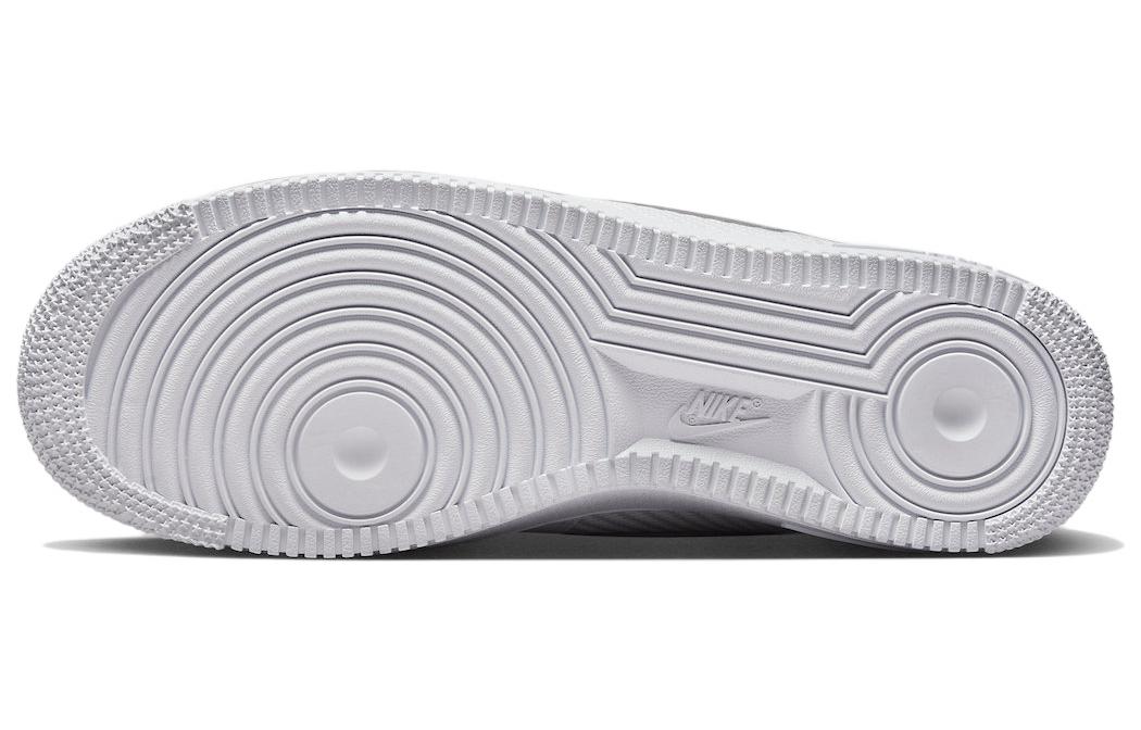 Кеды мужские Nike Air Force 1 Low '07 SE белые, 47.5 EU