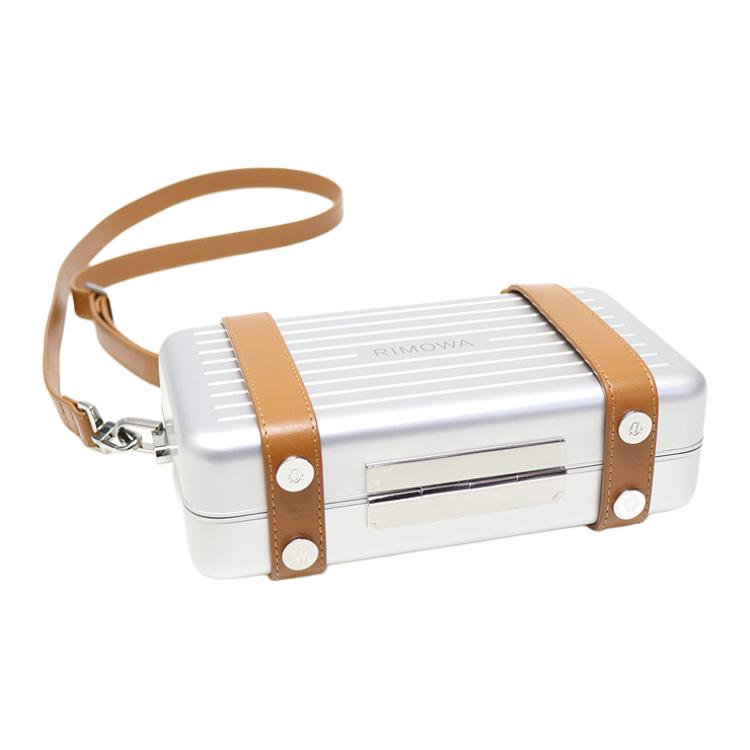 Сумка унисекс RIMOWA Personal серебристая