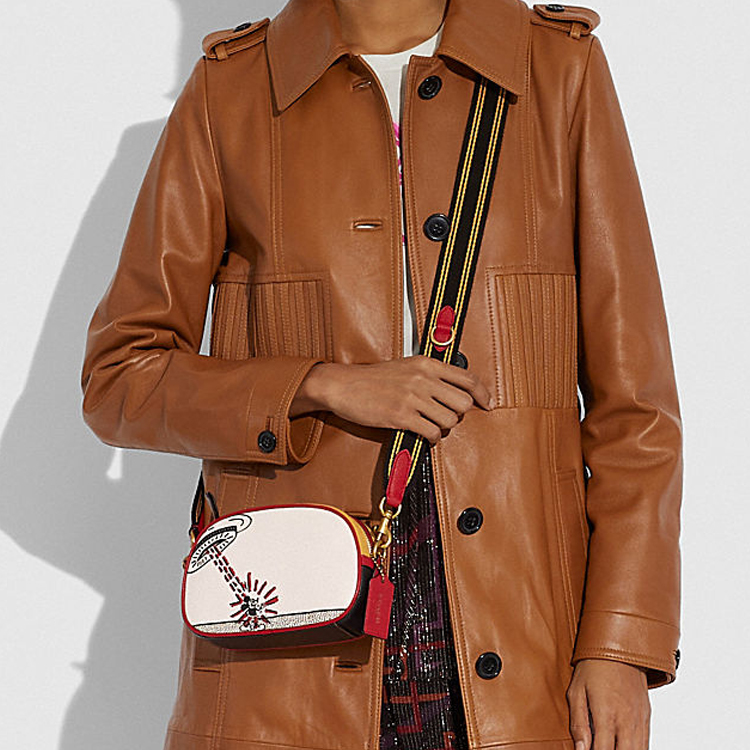 Сумка женская COACH Disney Mickey Collaboration Camera Bag белая и красная