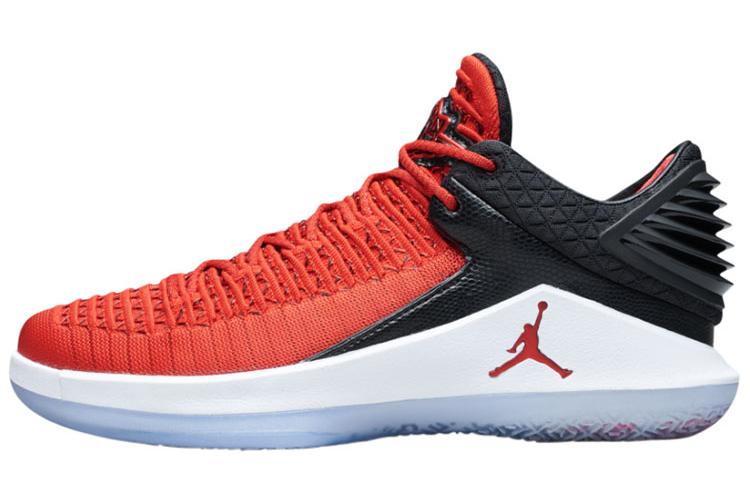 Кроссовки мужские Jordan XXXII Low Chicago Win Like 96 красные-черные, 42 EU