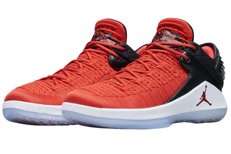 Кроссовки мужские Jordan XXXII Low Chicago Win Like 96 красные-черные, 42 EU