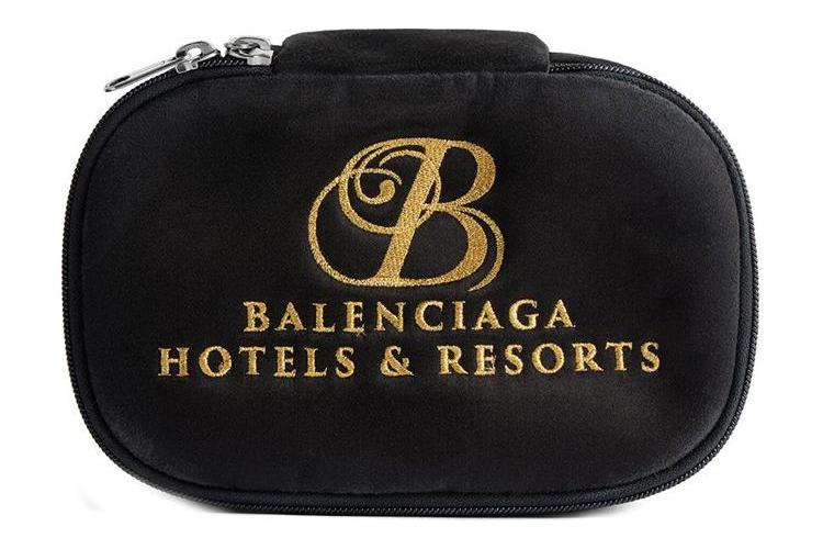 Косметичка мужская Balenciaga 7878472AA3U1080 черная-золотая