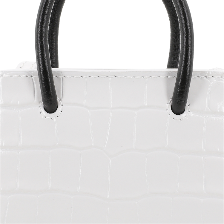 Сумка женская Balenciaga 5938261U61N9060 белая, маленького размера