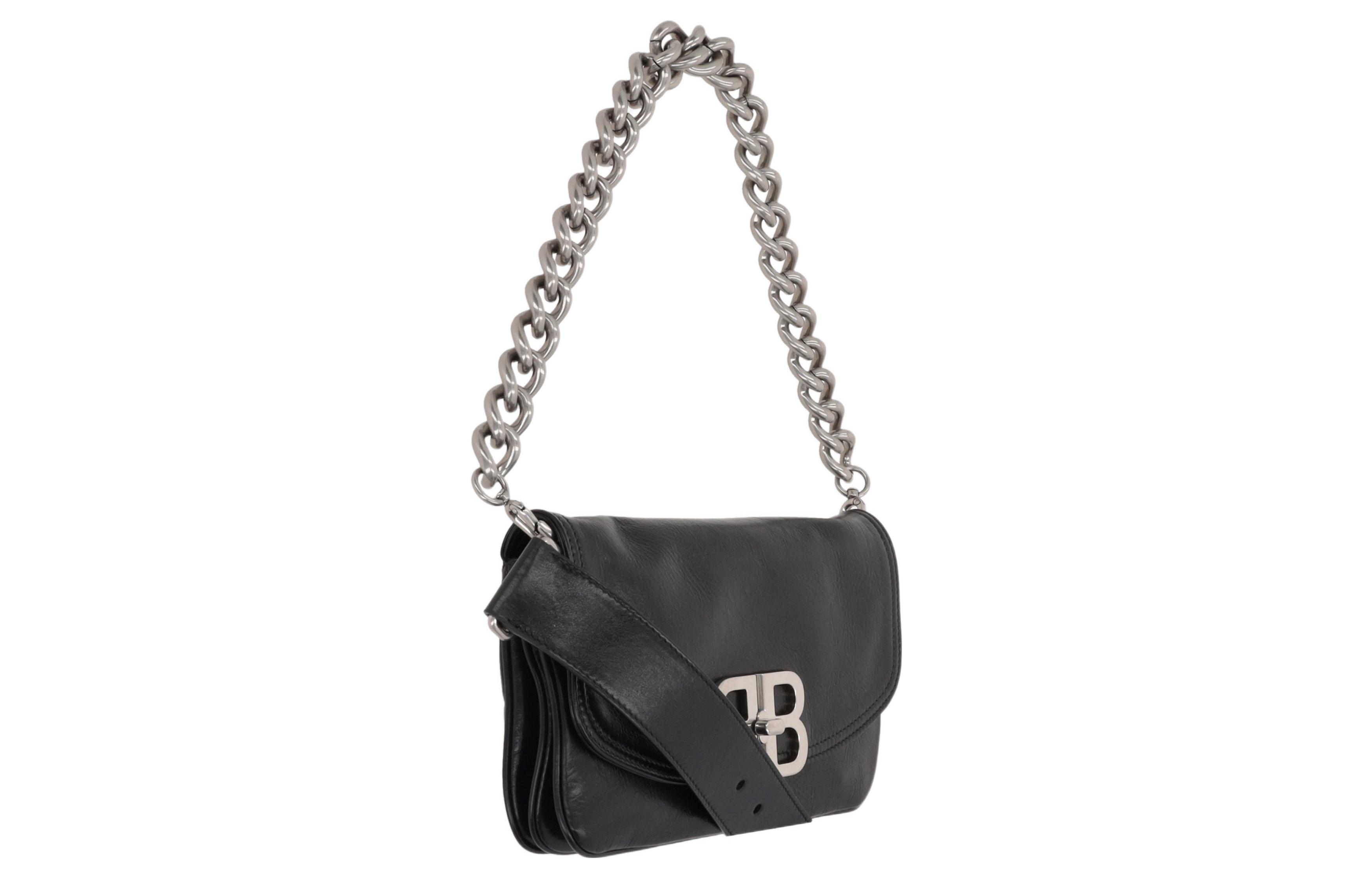 Сумка женская Balenciaga Flap Bb Soft Medium черная-серебристая