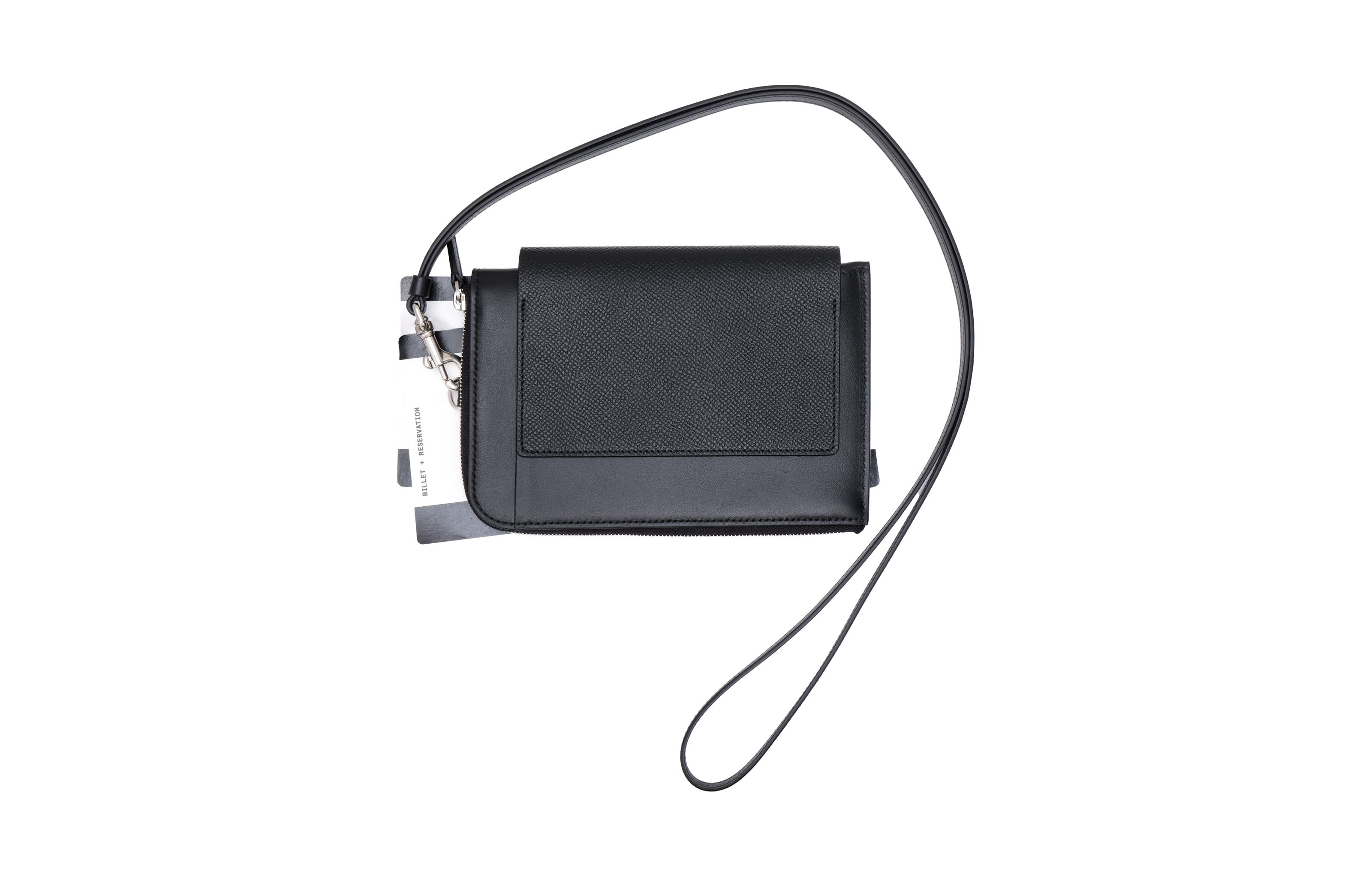 Обложка для паспорта Balenciaga 813465981 черная