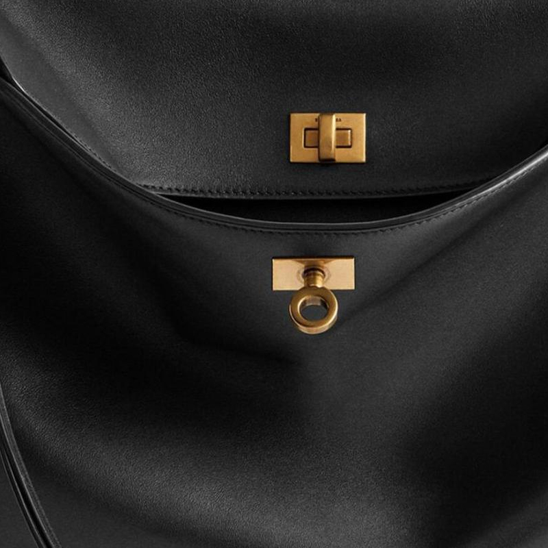 Сумка женская Balenciaga Rodeo Medium черная