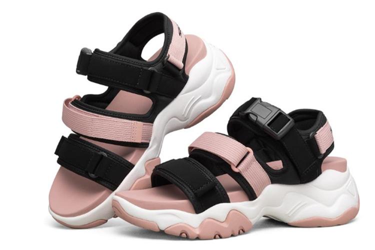 Пляжные сандалии женские Skechers D'LITES черные/розовые, 35 EU