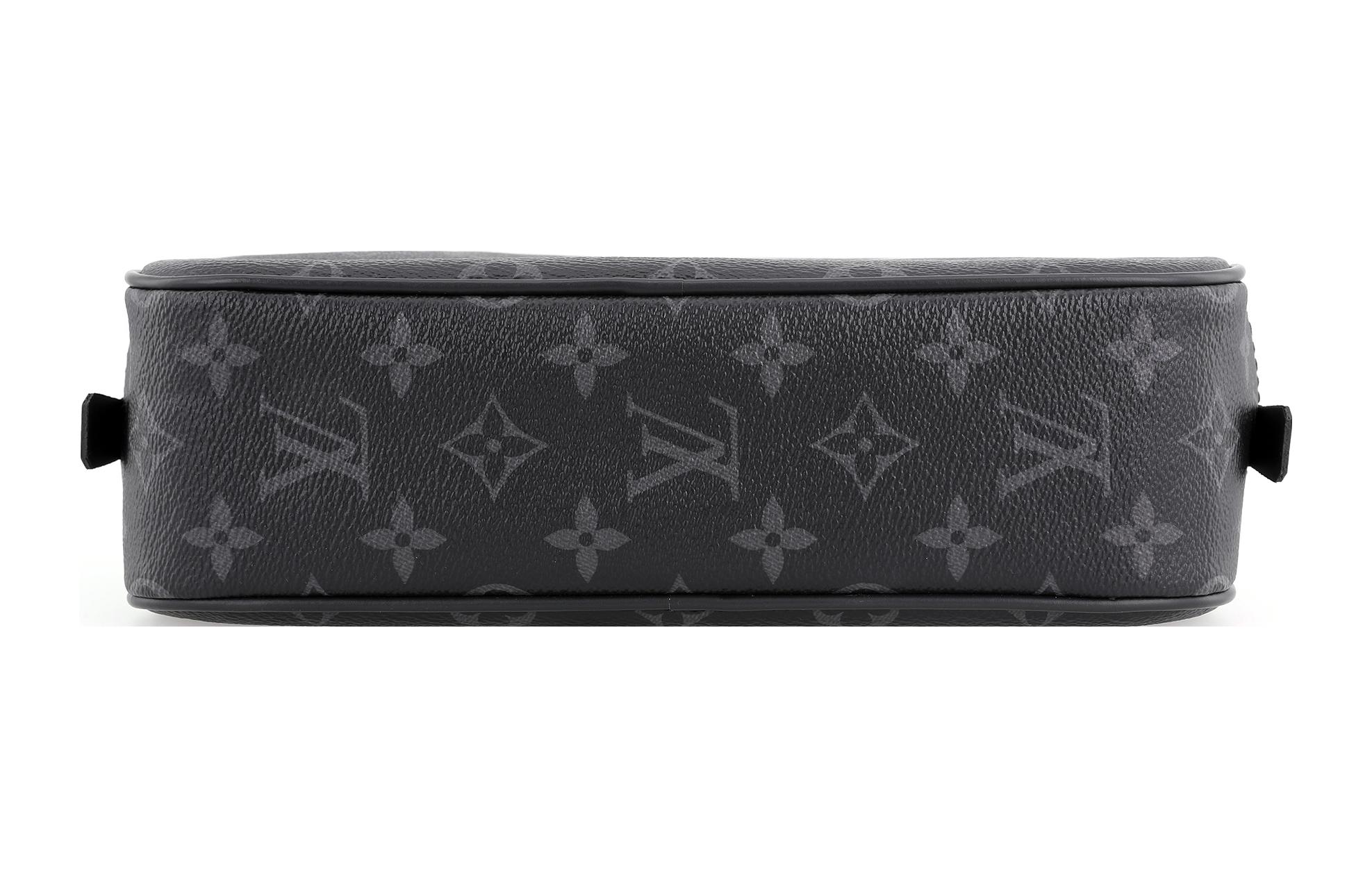 Косметичка LOUIS VUITTON Toiletry Pouch Monogram Eclipse GM черная/серая