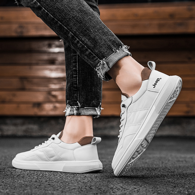 Спортивные кеды мужские Jeep B10186700B экрю, 42 EU