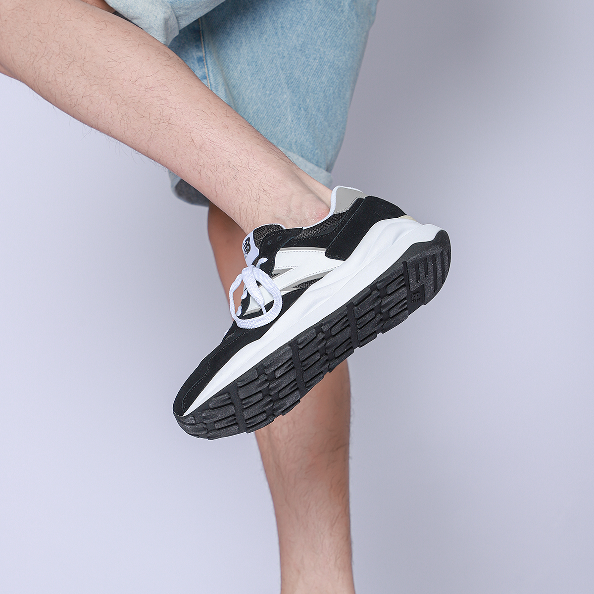 Кроссовки мужские New Balance 57/40 черные, 38.5 EU