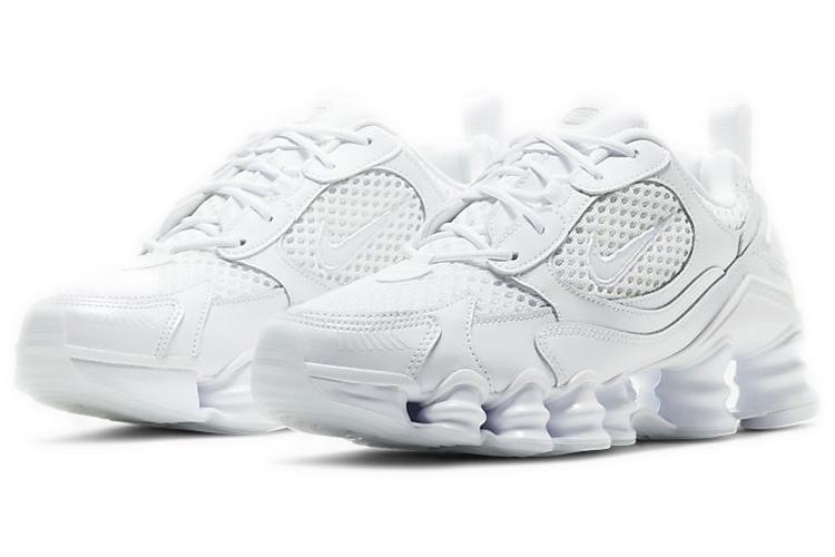 Кроссовки женские Nike Shox TL Nova белые, 36.5 EU