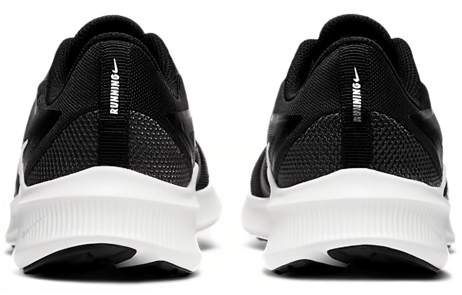 Кроссовки женские Nike Downshifter 10 GS черные, 37.5 EU