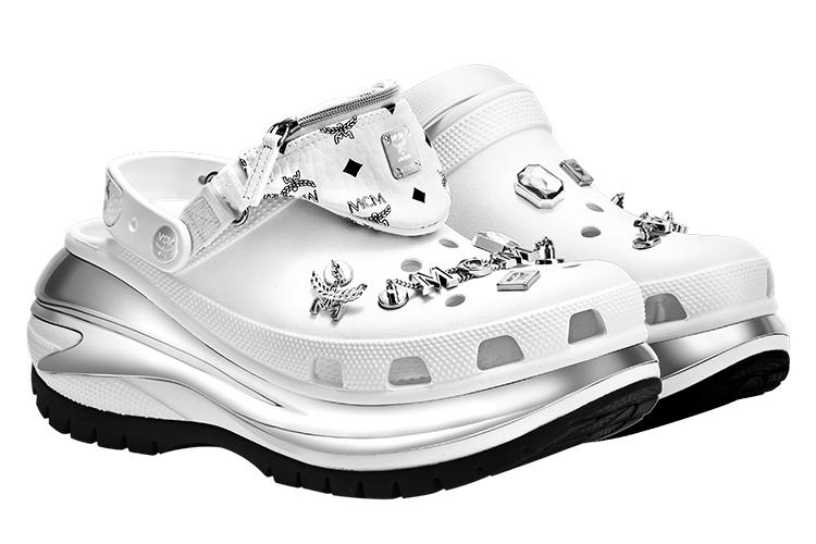 Шлепанцы унисекс Crocs Mega Crush Clog белые, 36-37 EU