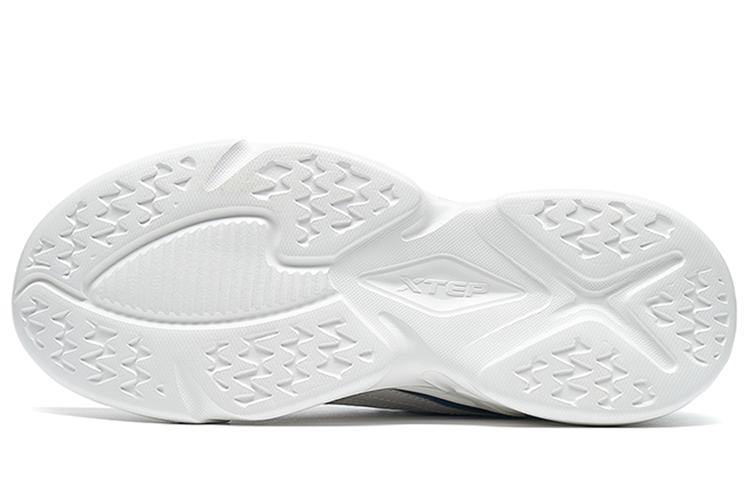 Кроссовки мужские XTEP 878319320066 бело-серые с синими вставками, 44 EU