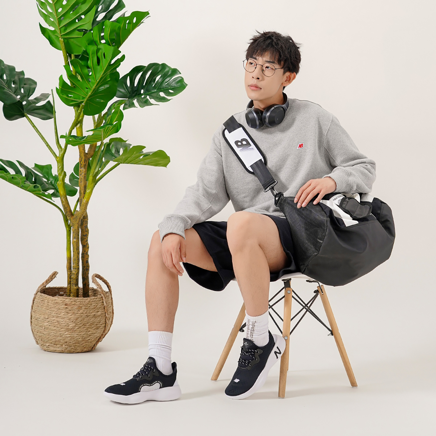 Кроссовки мужские New Balance Fresh Foam V3 черные, 40.5 EU