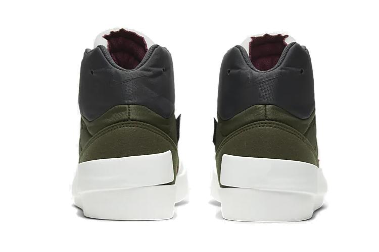 Кеды унисекс Nike Drop Type Mid белые, 44 EU