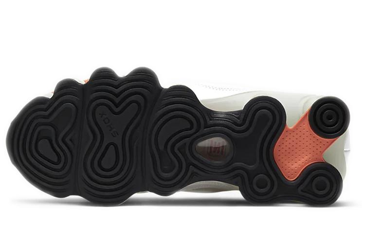 Кроссовки женские Nike Shox Nova белые, красные, 37.5 EU