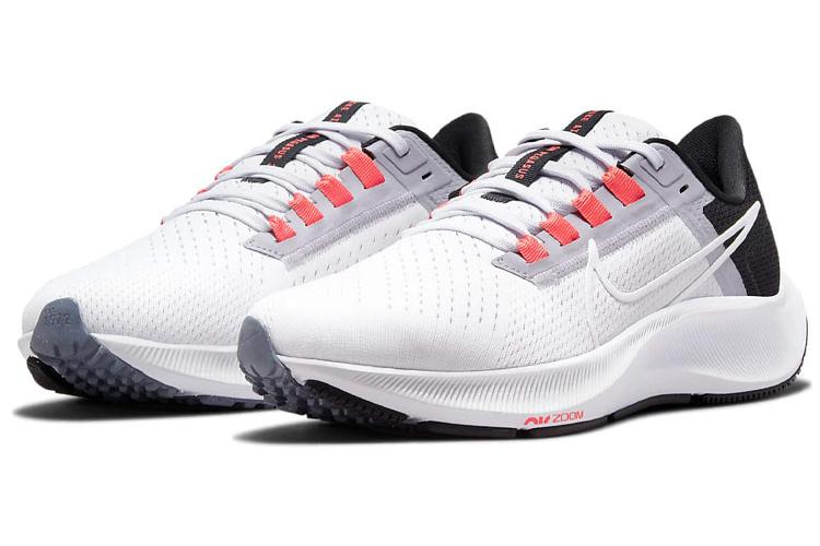 Беговые кроссовки женские Nike Air Zoom Pegasus 38 белые, 41 EU