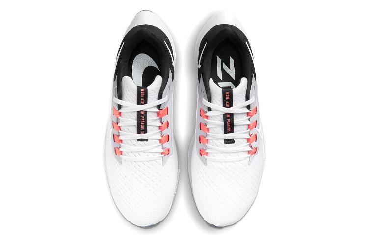 Беговые кроссовки женские Nike Air Zoom Pegasus 38 белые, 41 EU