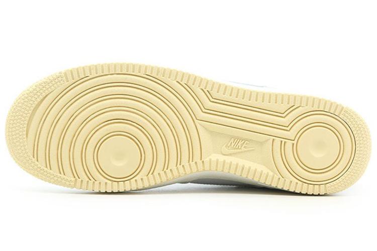 Кроссовки мужские Nike Air Force 1 '07 Le Starfish, 39 EU