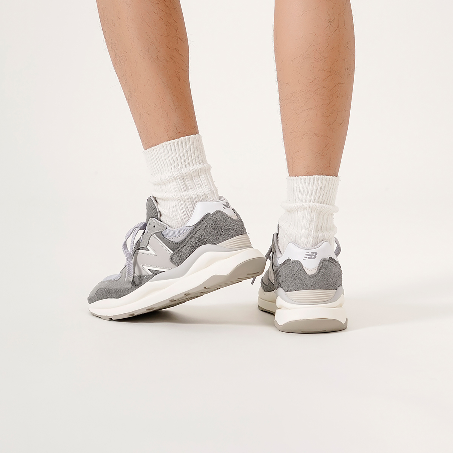 Беговые кроссовки мужские New Balance 57/40 Marblehead Sea Salt, 42 EU