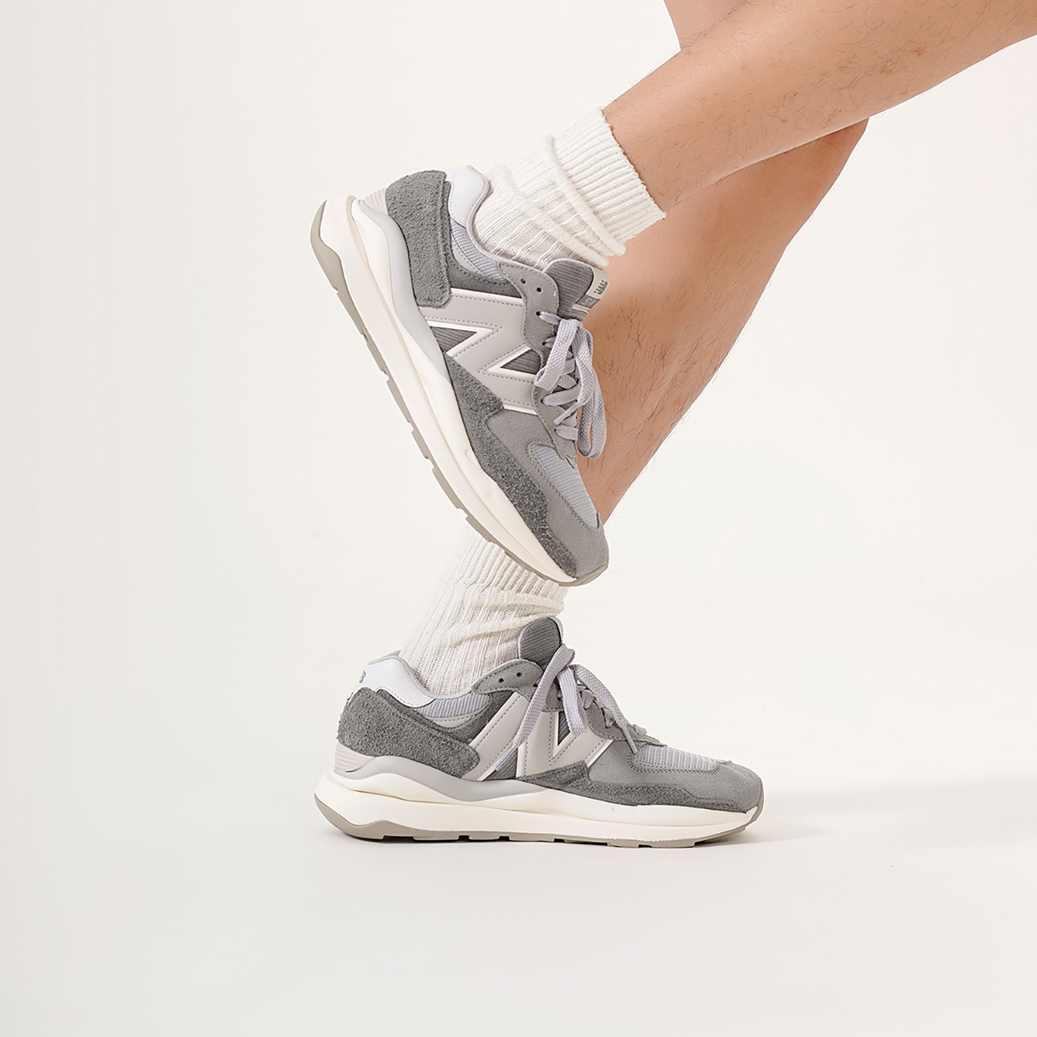 Беговые кроссовки мужские New Balance 57/40 Marblehead Sea Salt, 42 EU