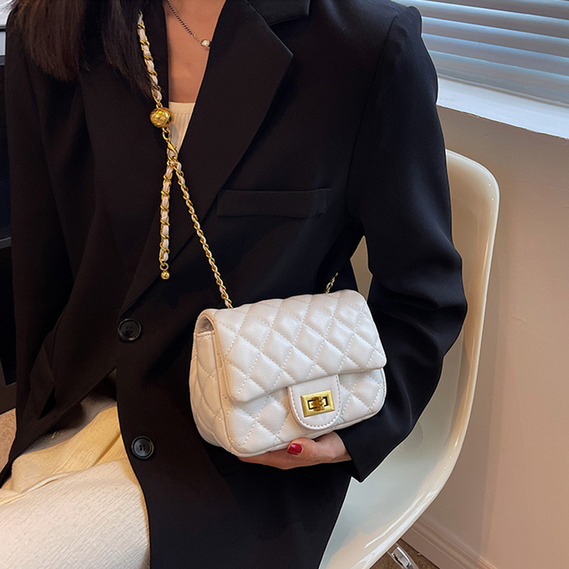 Сумка женская JANE KLAIN Trumpets белая, кофейная, черная