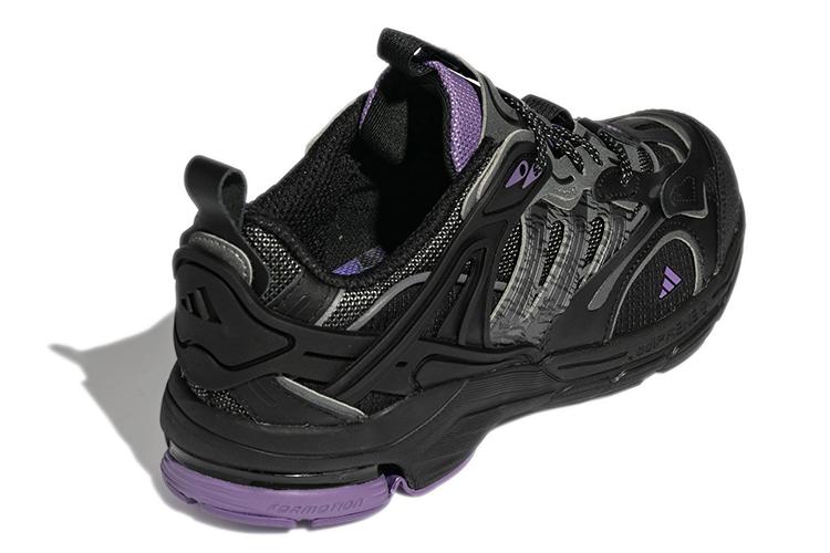 Кроссовки унисекс Adidas Spiritain 2000 Deluxe Collab черные, серые, пурпурные, 42 EU