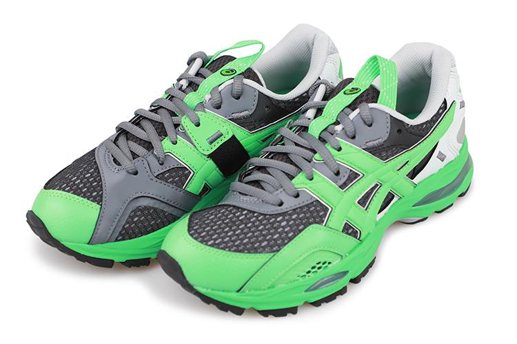 Кроссовки унисекс ASICS Gel MC Plus зеленые, 41.5 EU