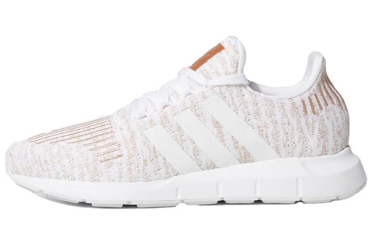 Кроссовки женские Adidas Swift Run белые, 38 EU