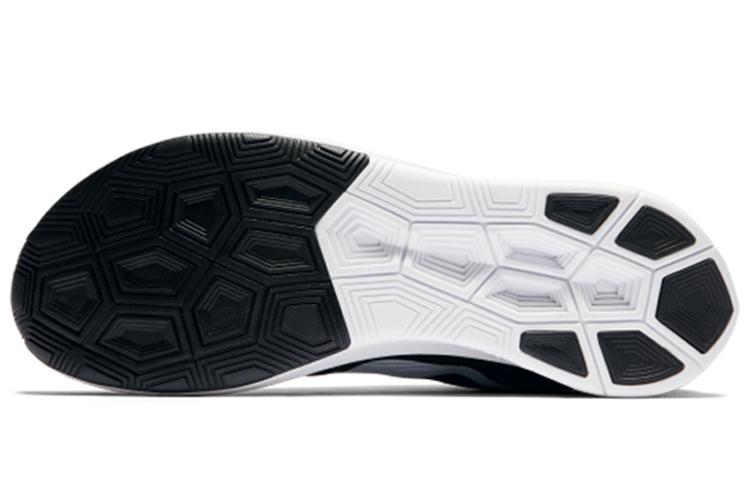 Кроссовки женские Nike Zoom Fly черно-белые, 36 EU