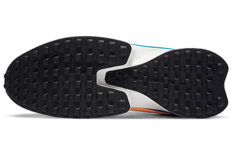 Кроссовки мужские Nike D/MS/X Waffle Mantra mantra orange white, 45 EU